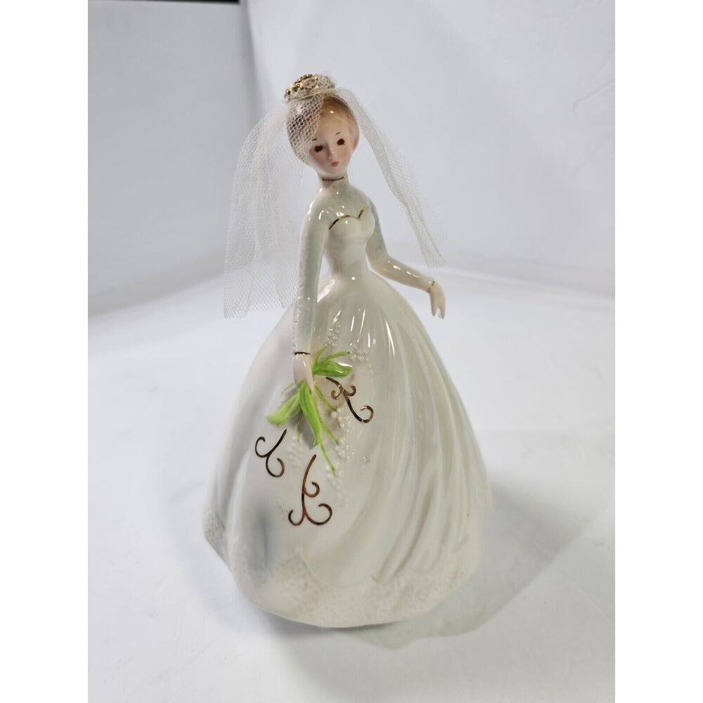 Josef Originals Spring Bride Music Box Motion Spins Wedding March Veil, Vintage